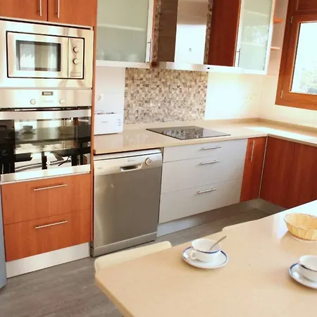 Villa In - 104833